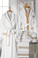 Load image into Gallery viewer, Dubai towels and bathrobe